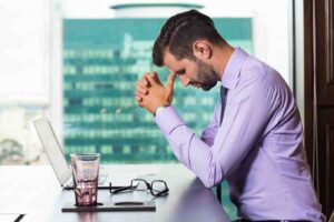 Trader abandoning a trading plan and entering impulsive trades during a slow market period, illustrating how boredom can cause traders to break rules, ignore discipline, and make emotional trading decisions.